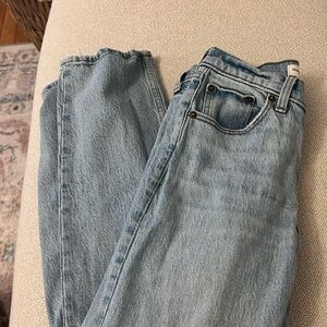 Abercrombie mid rise straight leg